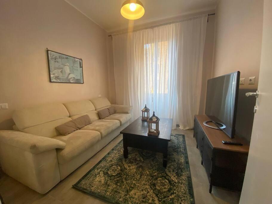 Casa Zia Gina Guest House Nel Centro Di Roma Kültér fotó